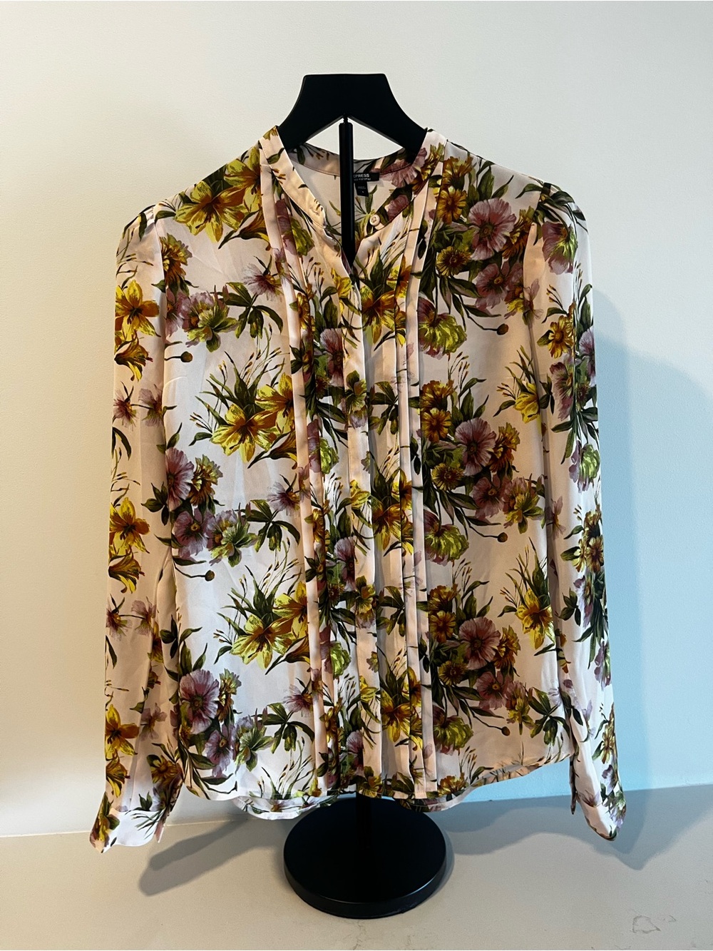 Express Pink Floral Blouse - Picture 1 of 2